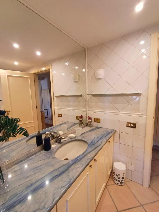 Lucariello Apartment Νάπολη Εξωτερικό φωτογραφία